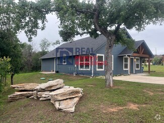 Building Photo - 2700 Steepleridge Cir
