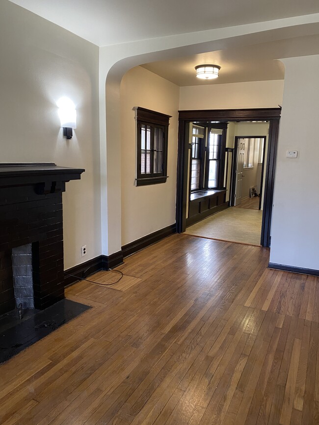 Building Photo - 3931 W Lafayette Blvd