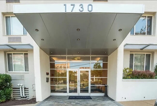 Building Photo - 1730 Arlington Blvd