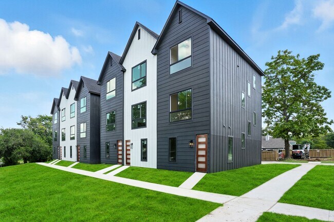 Building Photo - Draper Row