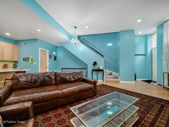 Building Photo - 2828 N Talman Ave