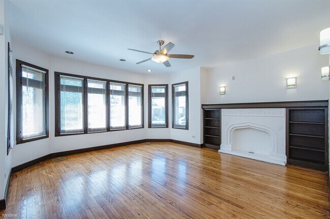 Building Photo - 3 br, 1 bath House - 9353 South Loomis Street