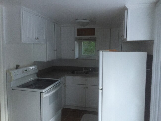 Foto del edificio - Nice 2 bedroom ranch with lake access