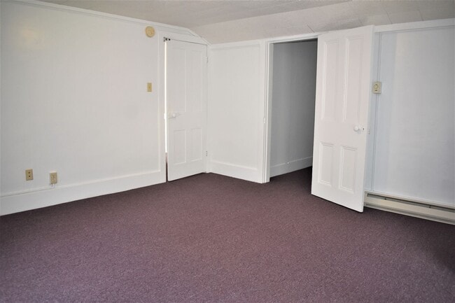 Building Photo - 209-211 N Clymer Ave