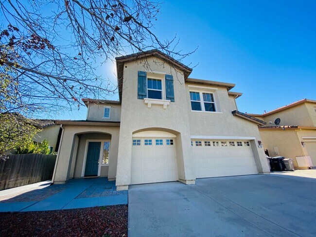 Building Photo - COMING SOON: 2 Story, 5 Bedroom Luxury Home.