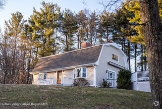 Building Photo - 15 Skinner Rd