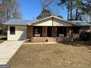 Building Photo - 1220 Poplar St