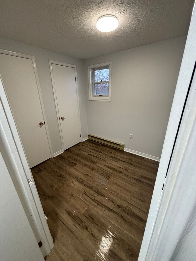 Building Photo - 121 Park St