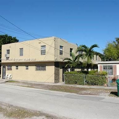 Primary Photo - 1340 NW 77th St