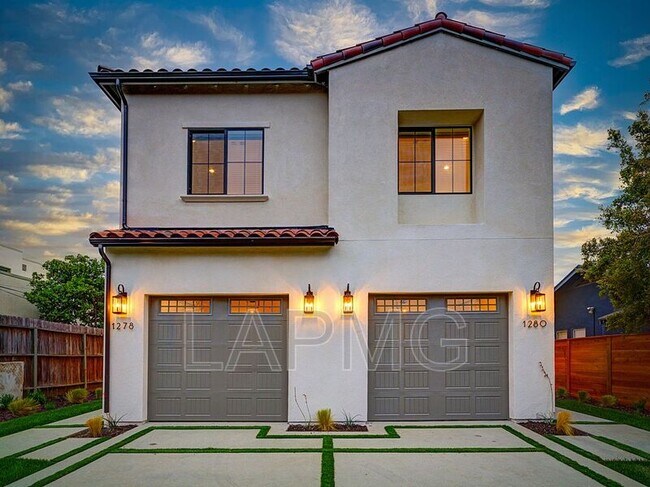 Building Photo - 1278 Meadowbrook Ave