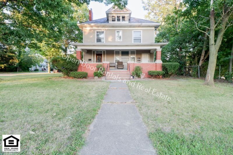 Primary Photo - 3409 Hanna St