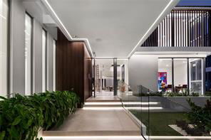 Building Photo - 184 Palm Dr