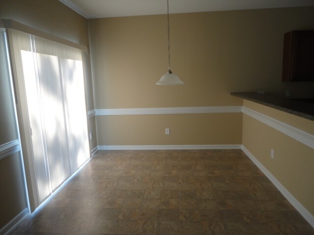 Building Photo - 2650 Leighswood Drive