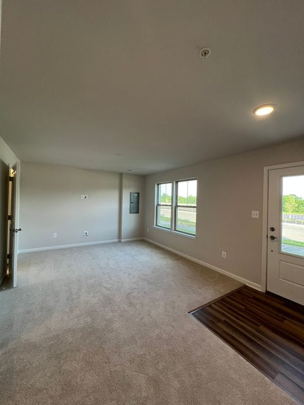 Foto del edificio - 16802 Saint Ridgely Blvd
