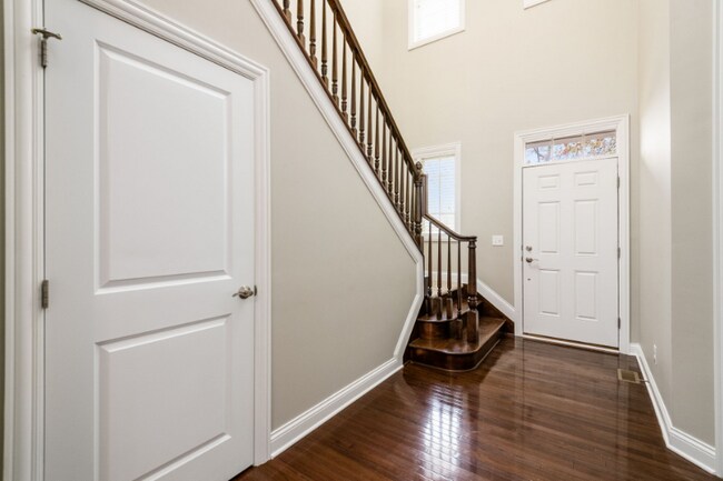 Foto del edificio - 4184 Hobbs Landing Dr W