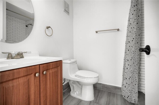 Foto del edificio - 6835 SW 45th Ln