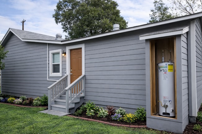 Building Photo - 521 S Polaris