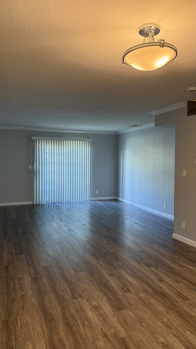 Foto del edificio - 14604 Gault St