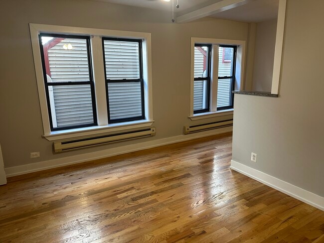 Building Photo - 2842 N Orchard St
