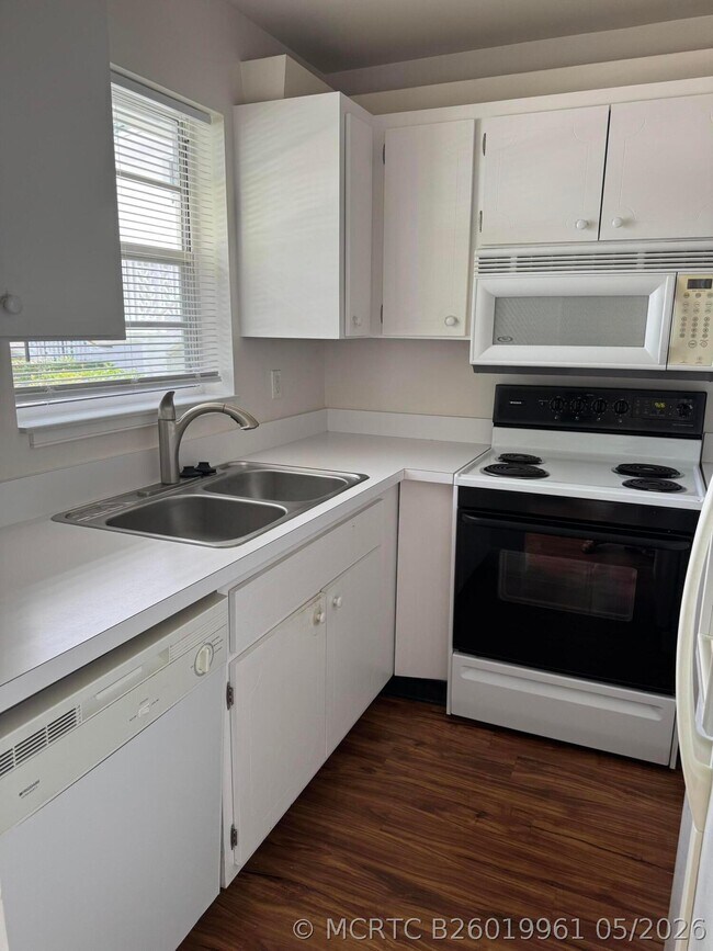 Foto del edificio - 2800 Indian River Blvd