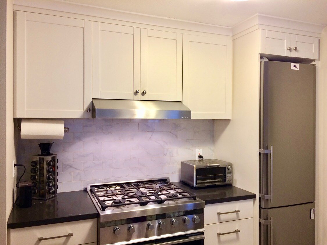European SS appliances - 520 2nd Ave W