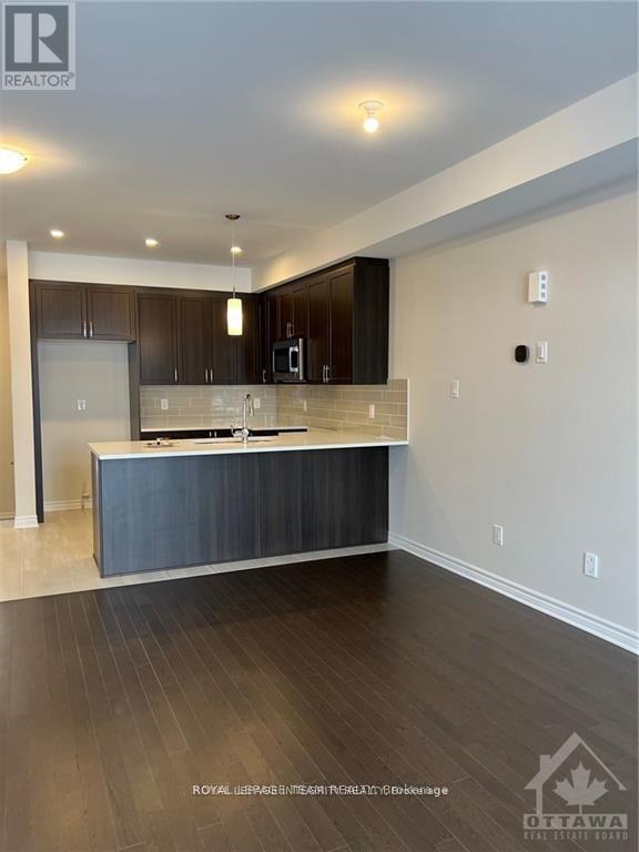 Building Photo - 104 Patchell Pl