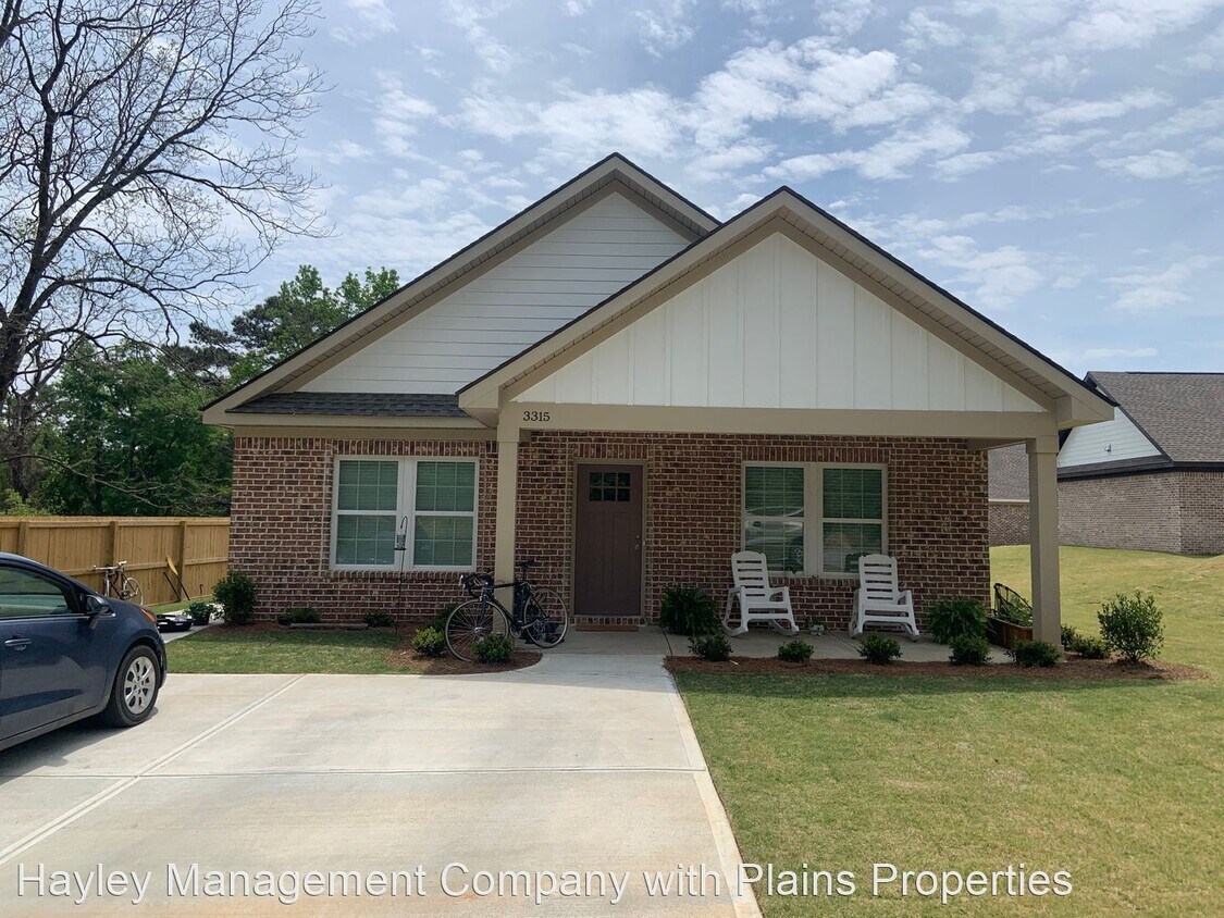 3 br, 2 bath House 3315 Arnold Ave House Rental in Opelika, AL
