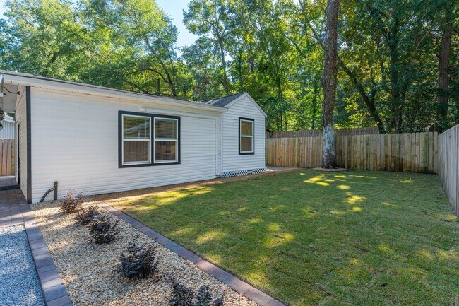 Foto del edificio - Peaceful Retreat! Just minutes from Niceville!