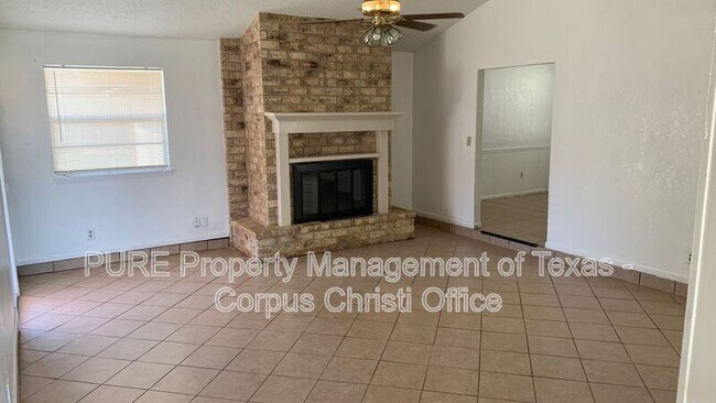 Foto del edificio - 740 Orleans Dr