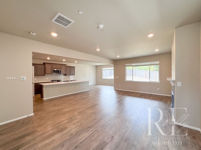 Building Photo - 1502 Baker Hts Lp