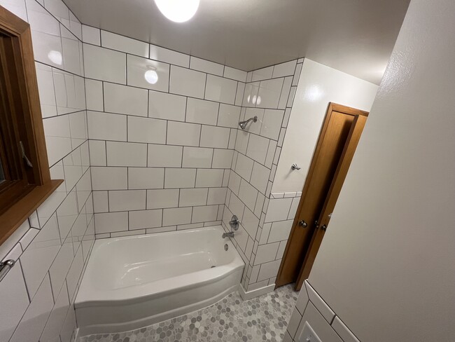 Building Photo - 306 Palomino Ln