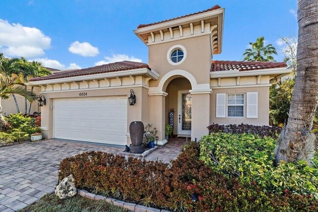 Foto del edificio - 6024 SE Crooked Oak Ave