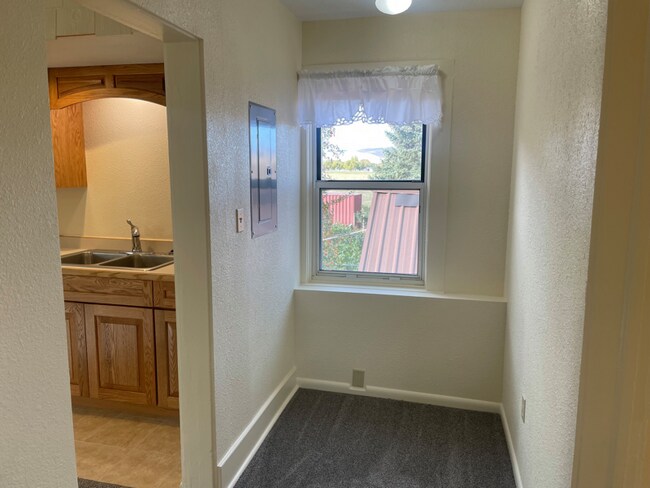 Foto del edificio - 3830 Green Meadow Dr