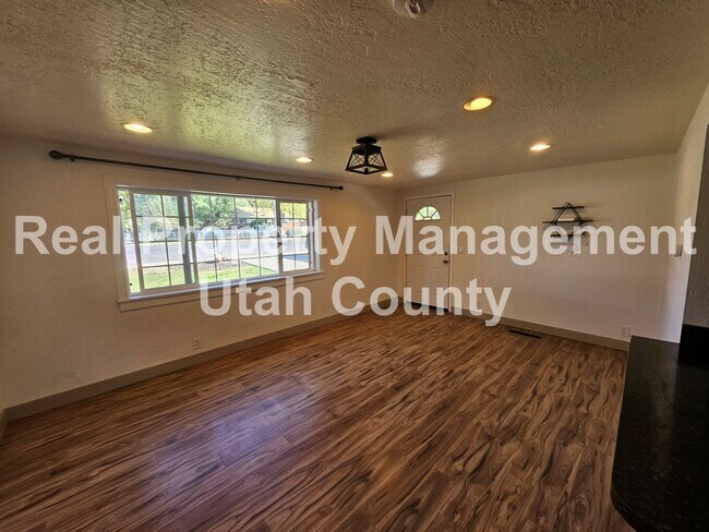 Building Photo - Pet Friendly Orem Home