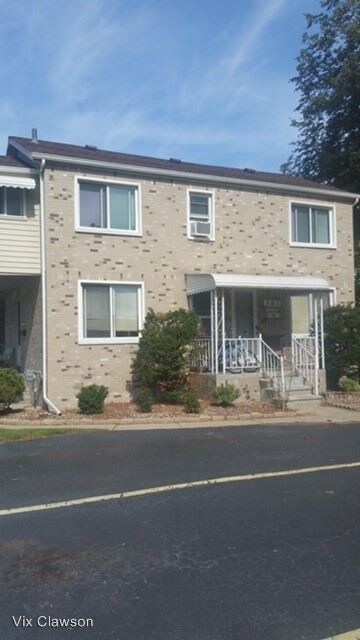 Primary Photo - 561 Parkland Blvd