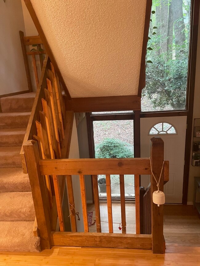 Foto del edificio - 1543 Hillhaven Dr