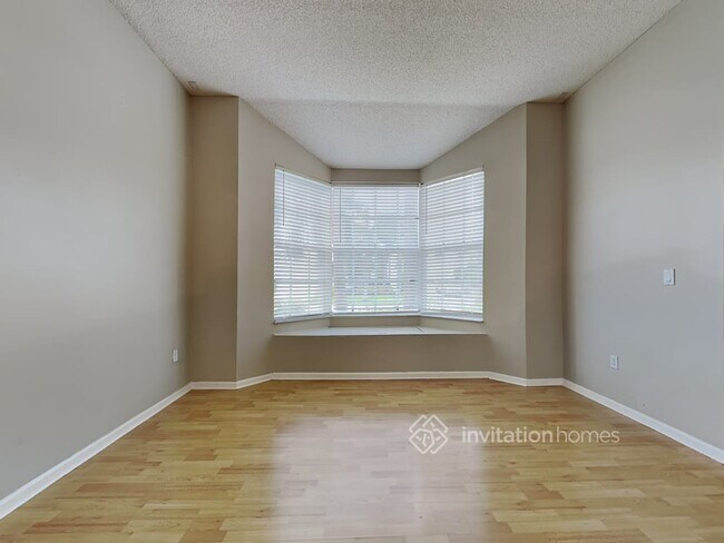 Building Photo - 7909 Ambleside Way