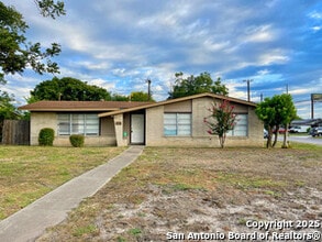 Building Photo - 4539 Eisenhauer Rd