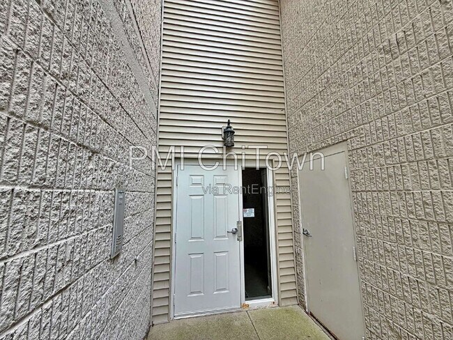 Foto del edificio - 794 N Gary Ave
