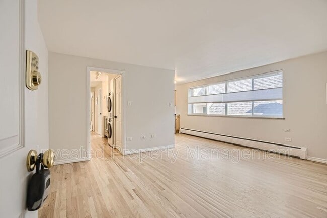 Photo - 985 Corona St Apartment