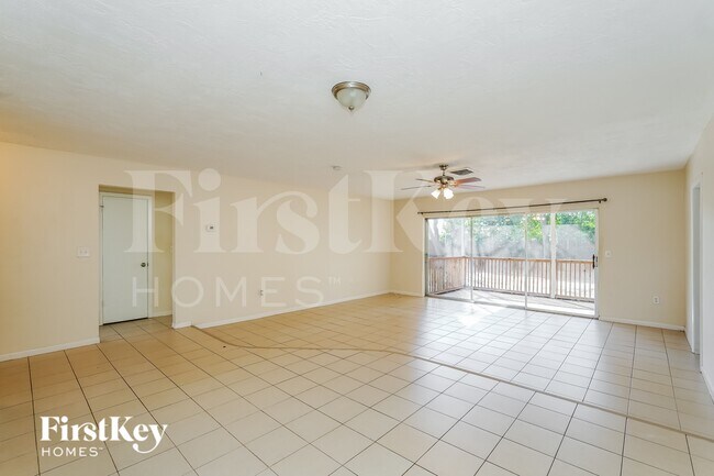 Foto del edificio - 6910 297th Ave N