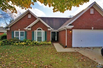 Building Photo - 115 Markum Ln