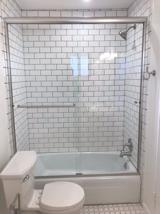 Foto del edificio - 3540 Broadway St