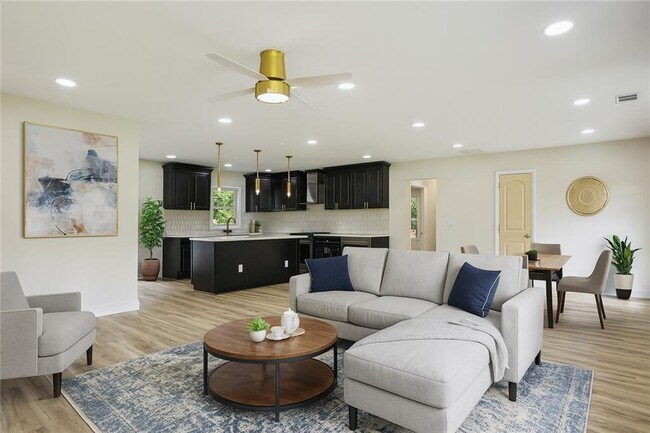 Foto del edificio - 720 N Parkwood Rd