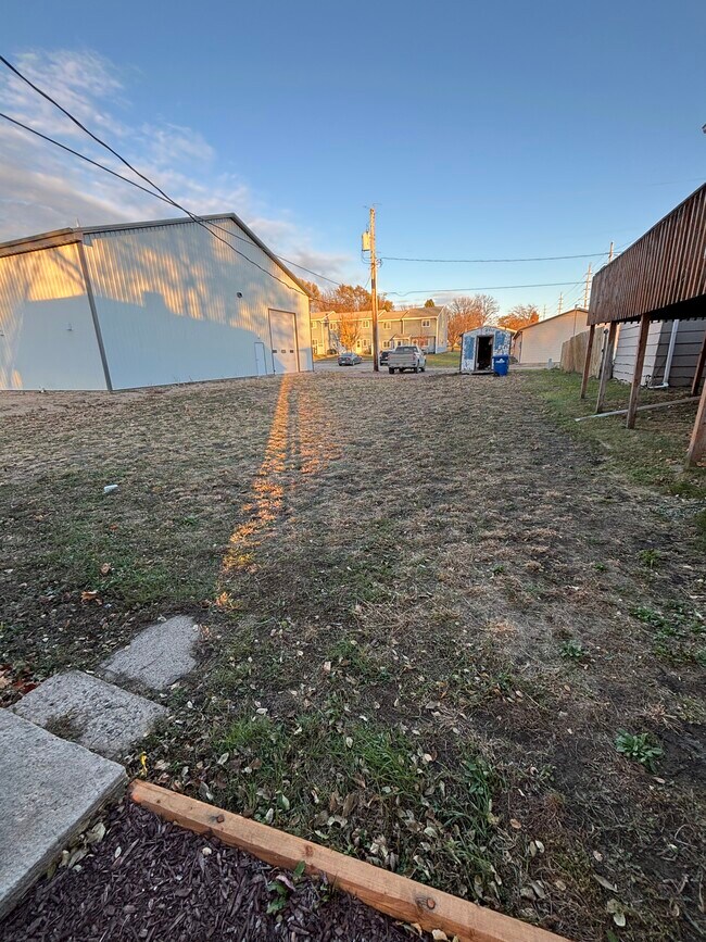 Foto del edificio - 620 S Rowley St