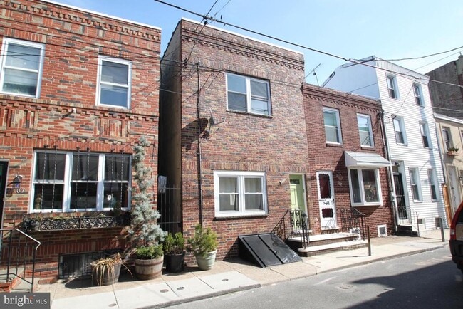 Building Photo - 1309 S Warnock St