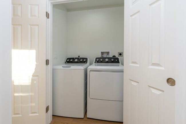 Building Photo - 4826 Rolando Blvd