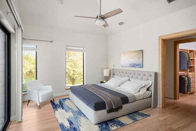 Foto del edificio - 109 S Lake Hills Dr