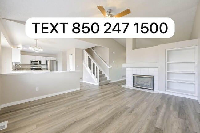Foto del edificio - 3842 Primrose Ln
