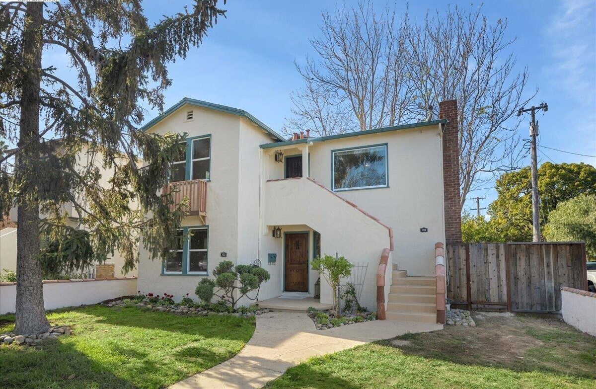 Primary Photo - 755 Bird Ave.